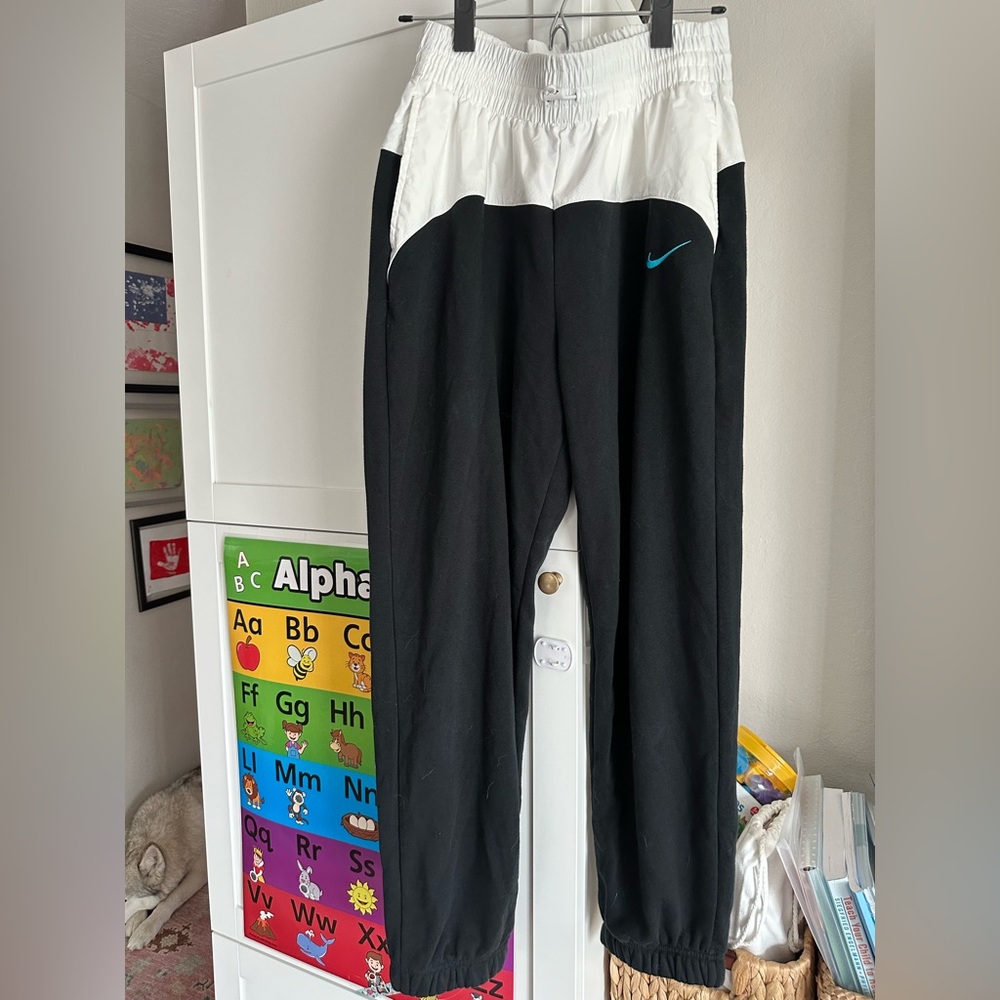 Nike Icon Clash Joggers